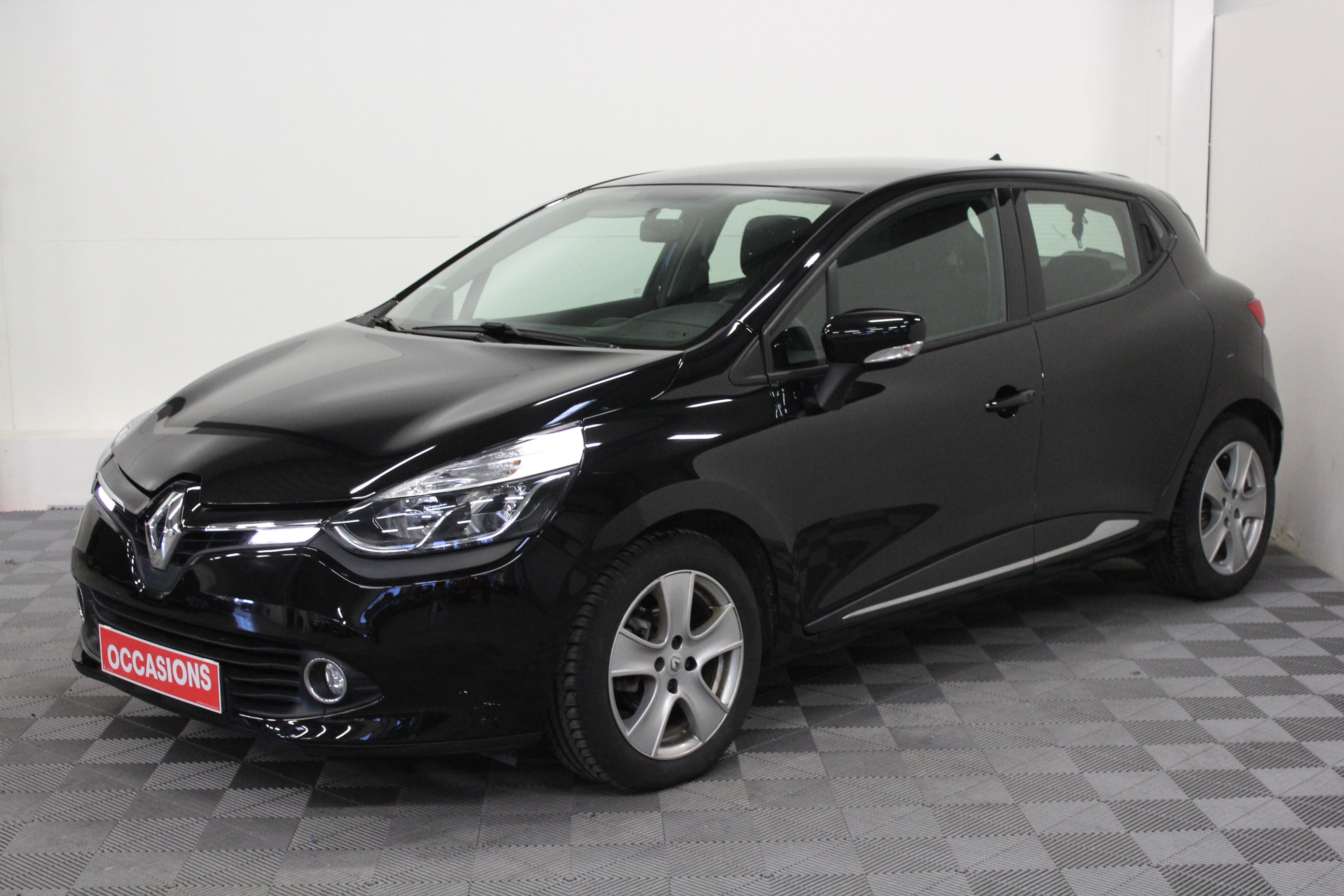 RENAULT CLIO IV BUSINESS de 2016 Bourges Massoutre VO